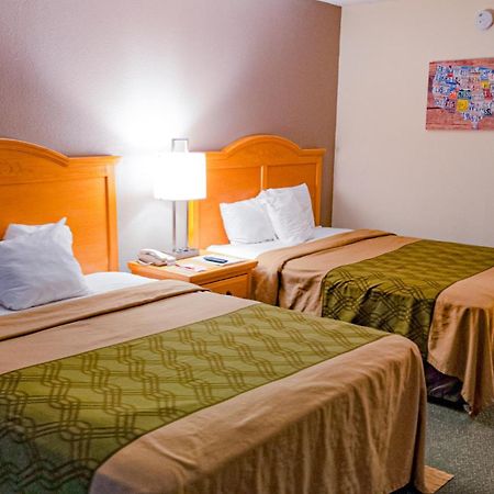 רולינס Econo Lodge מראה חיצוני תמונה